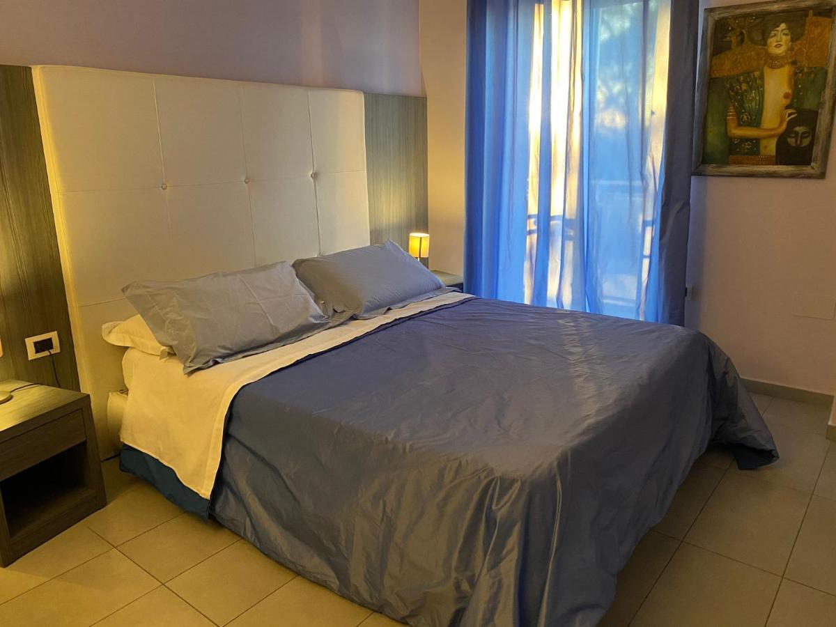 Victoria Hotel Pomigliano d'Arco Εξωτερικό φωτογραφία