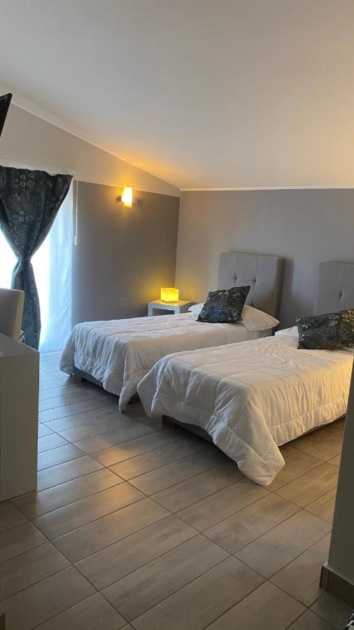 Victoria Hotel Pomigliano d'Arco Εξωτερικό φωτογραφία