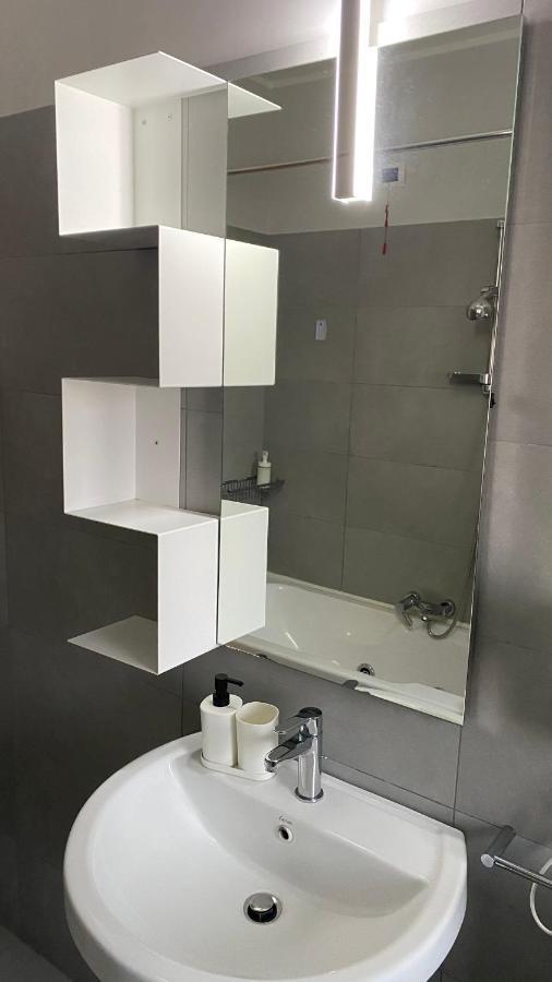 Victoria Hotel Pomigliano d'Arco Εξωτερικό φωτογραφία