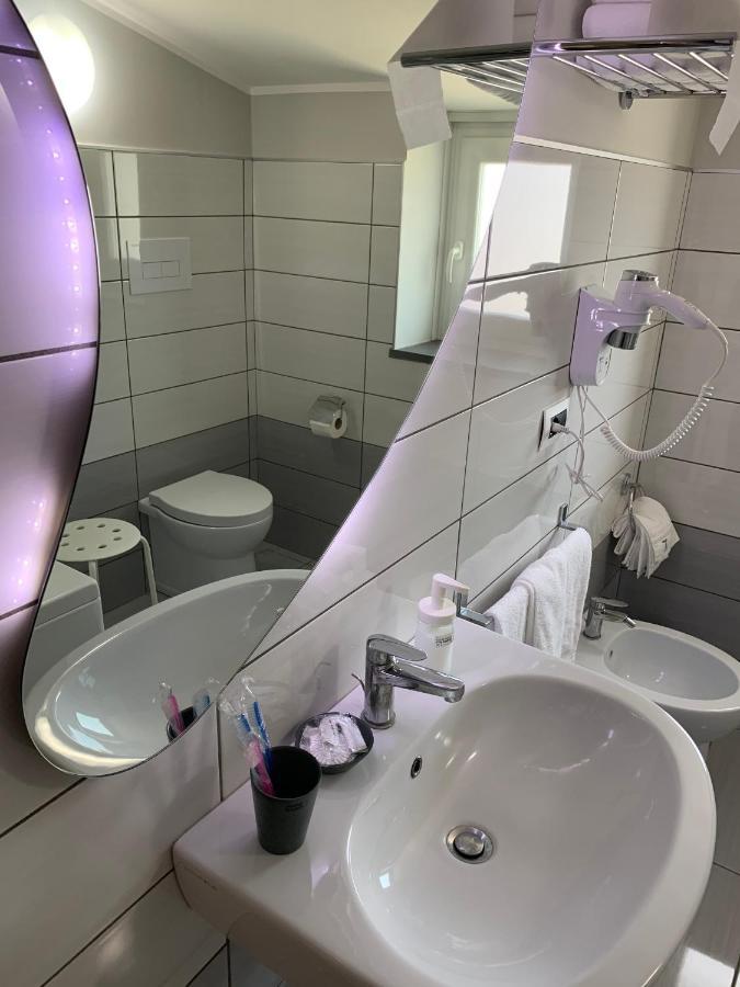 Victoria Hotel Pomigliano d'Arco Εξωτερικό φωτογραφία