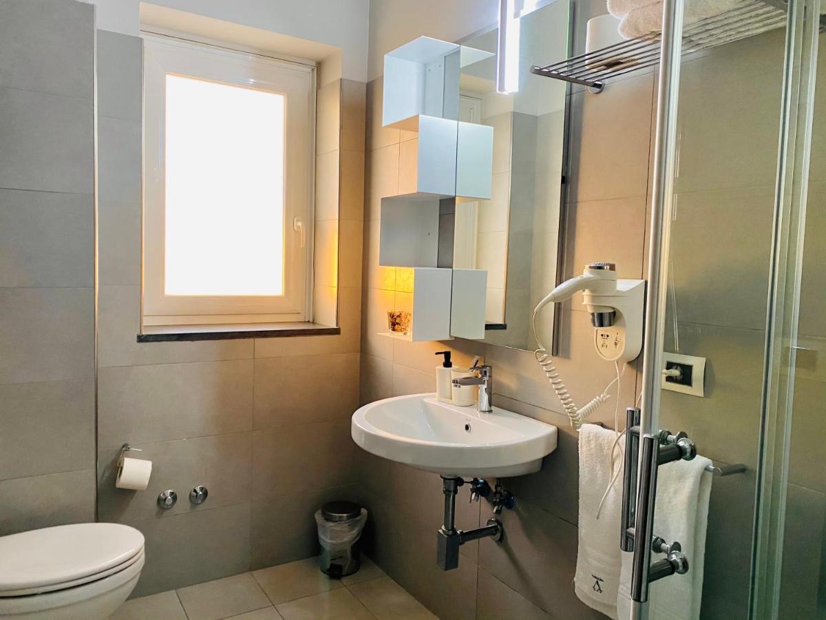 Victoria Hotel Pomigliano d'Arco Εξωτερικό φωτογραφία