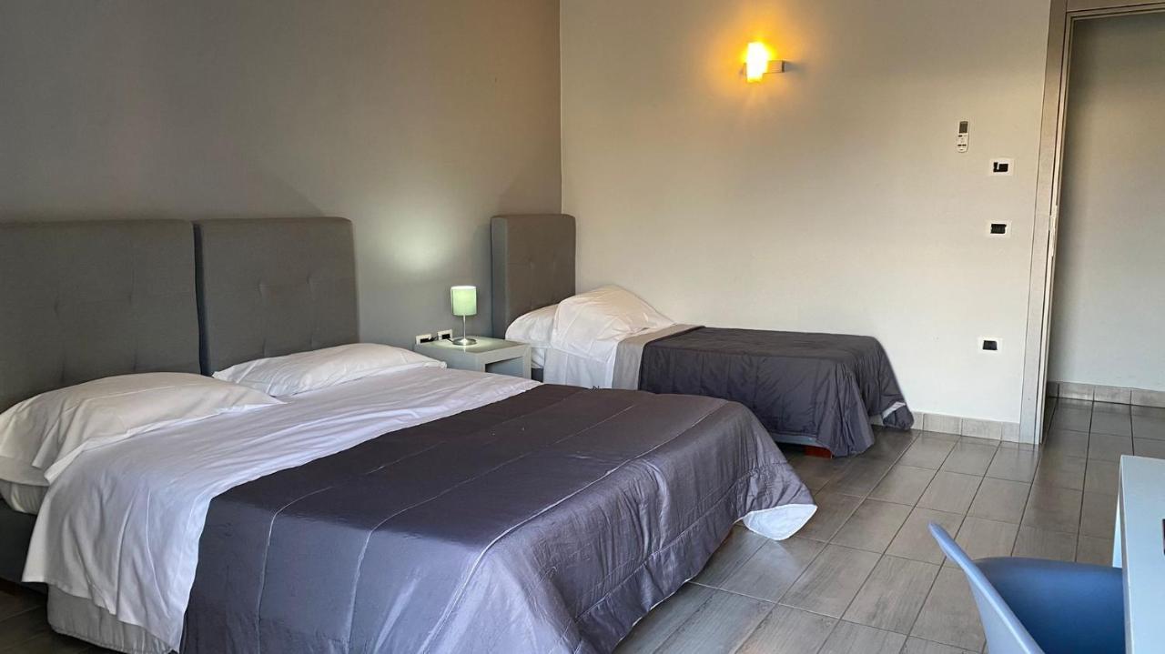 Victoria Hotel Pomigliano d'Arco Εξωτερικό φωτογραφία