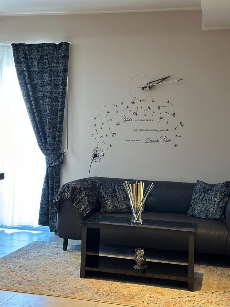 Victoria Hotel Pomigliano d'Arco Εξωτερικό φωτογραφία